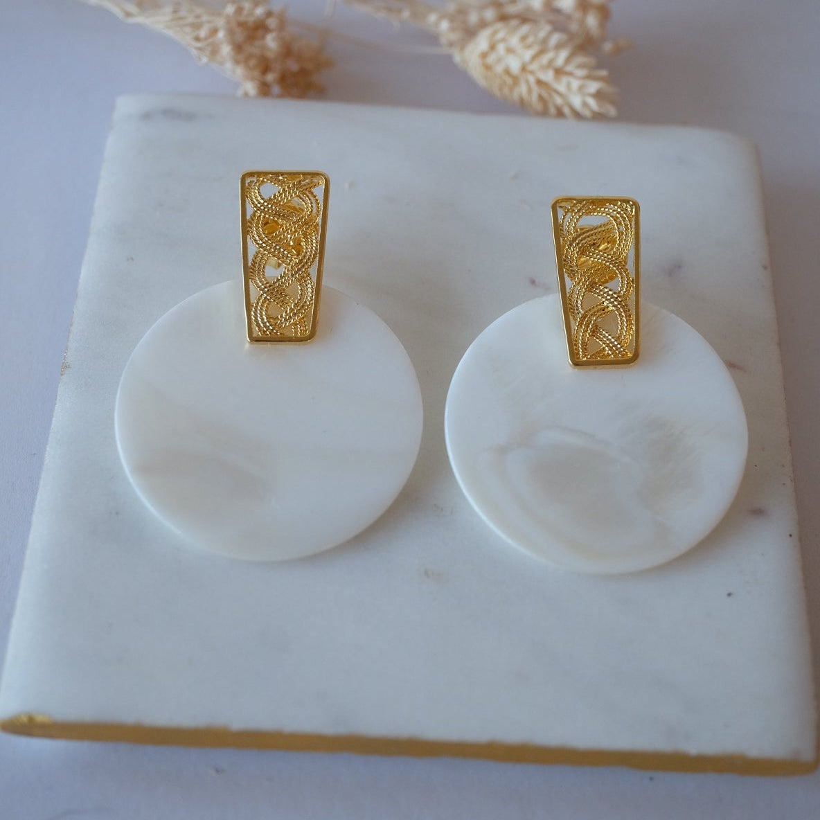 Faraona Nacar Studs