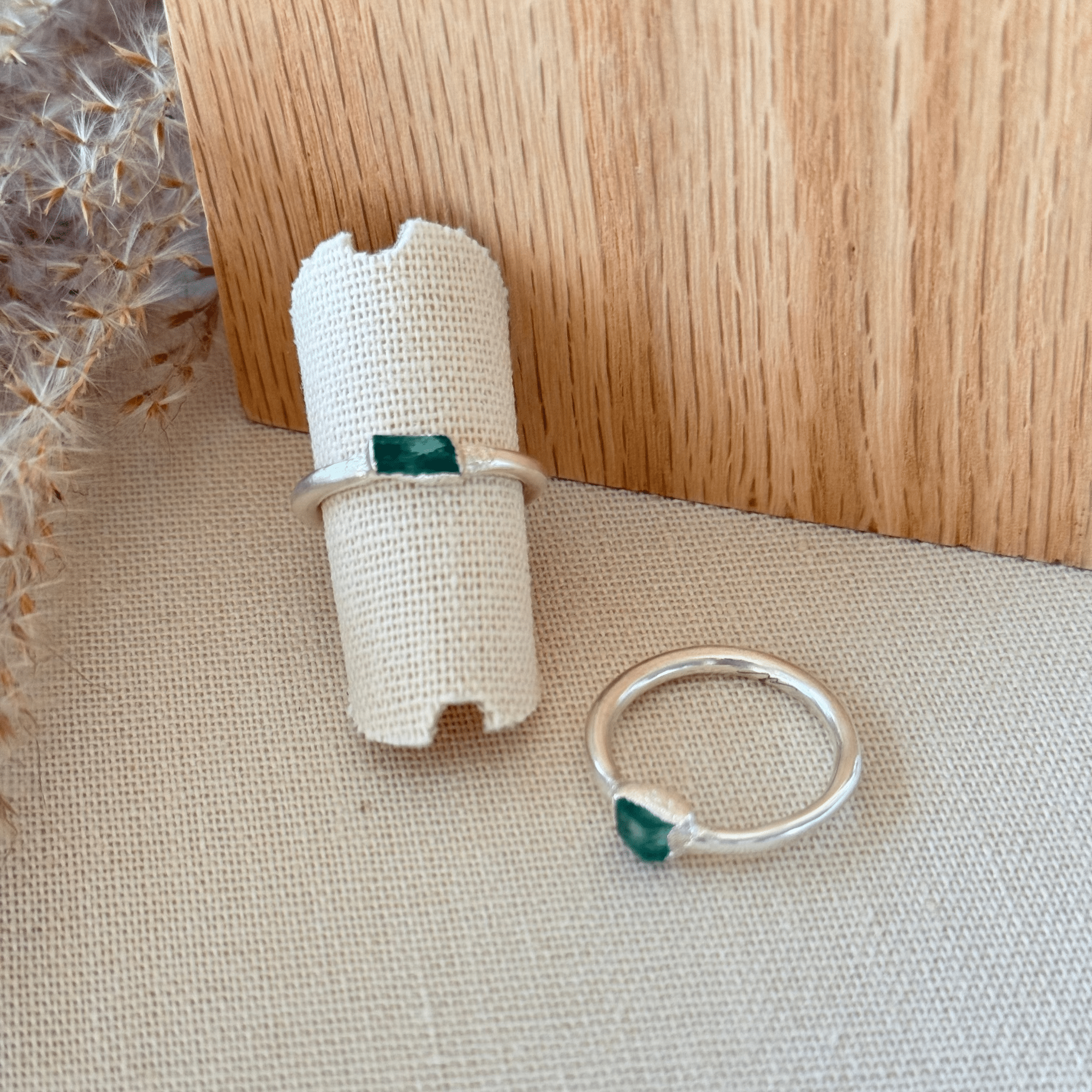 Ring Single Emerald Silver