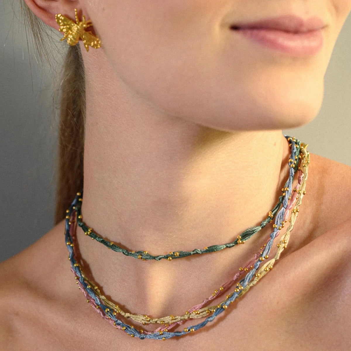 Halskette Siara Necklace in Blau von Pajarolimon