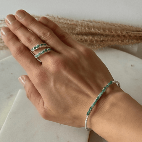 Ring Espiral 10 Emeralds Silver