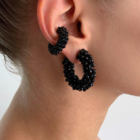 Earcuff von Tina Botero Resplandor in Schwarz