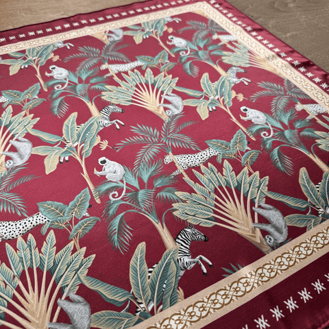 Foulard Bordeaux Leopard als Pareo oder Schal tragbar