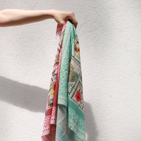 Foulard Estampillas Colombia Mint Flor Amazona by CosaLinda