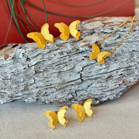 Mariposas Necklace Gold