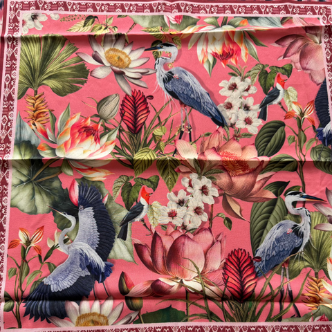 Beach Wrap Grullas Delirio Japones Flor Amazona by CosaLinda