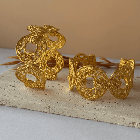 Infinita Bracelet