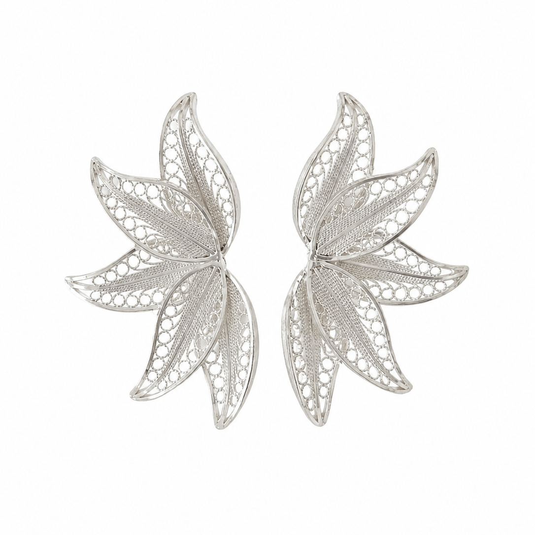 Large half-star earring Silver