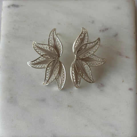 Large half-star earring Silver
