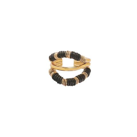 Marina Earcuff in Black von Bamboleira