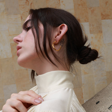 Medium Hammered Hoops Gold