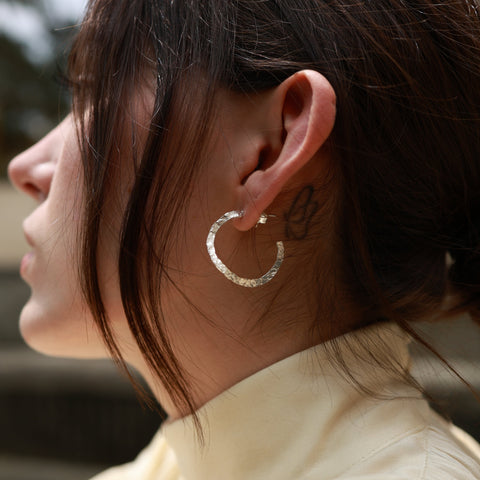 Medium Hammered Hoops Silver