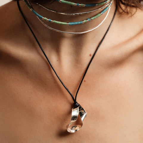 Onda Chain von Bamboleira in Silver