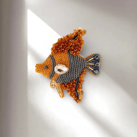 Pez Rayas Pin