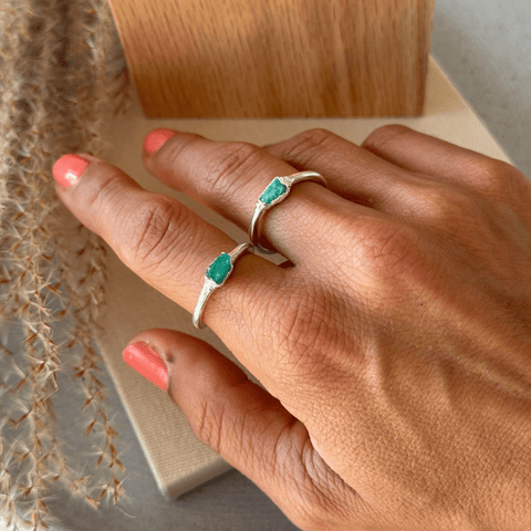 Ring Single Emerald Silver