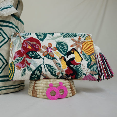 Tucanes Clutch By MamaTierra