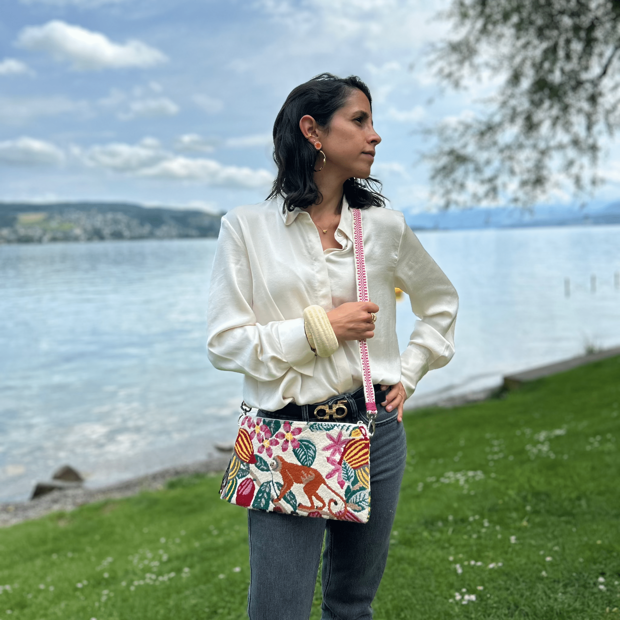 Tucanes Clutch By MamaTierra