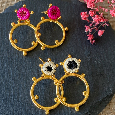 Ohrringe Cassandra Mini Earrings in Pink von Bamboleira