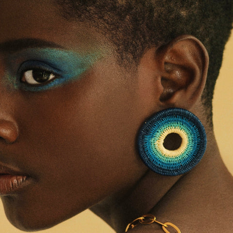 Cala Studs in Blau von Bamboleira