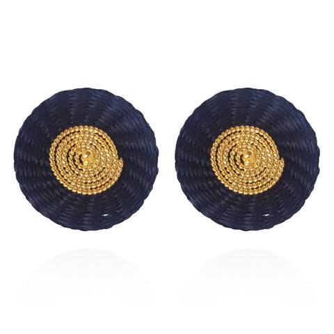 Ohrringe Iraca Studs in Navy Blue von Ana Carolina Valencia