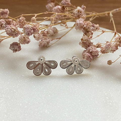 Ohrring Topo Media Flor Silver von Silver Collection by CosaLinda